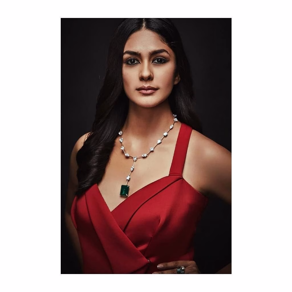 Mrunal Thakur