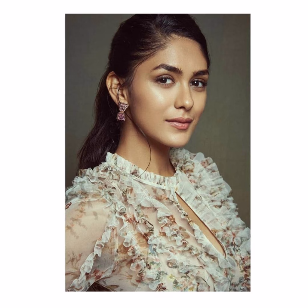 Mrunal Thakur
