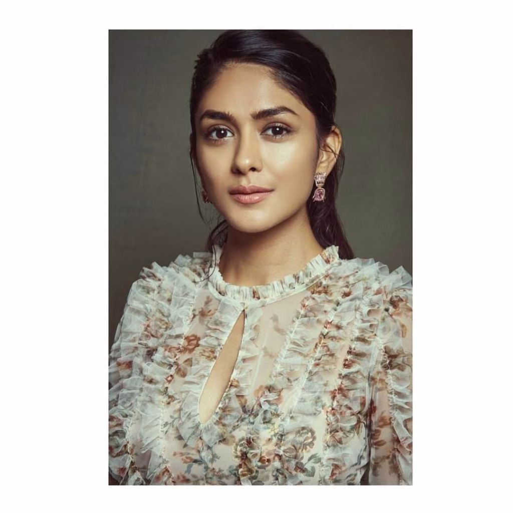 Mrunal Thakur