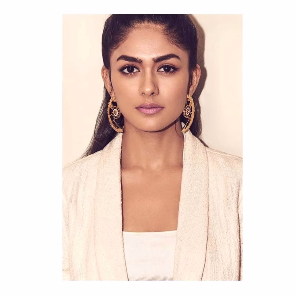 Mrunal Thakur