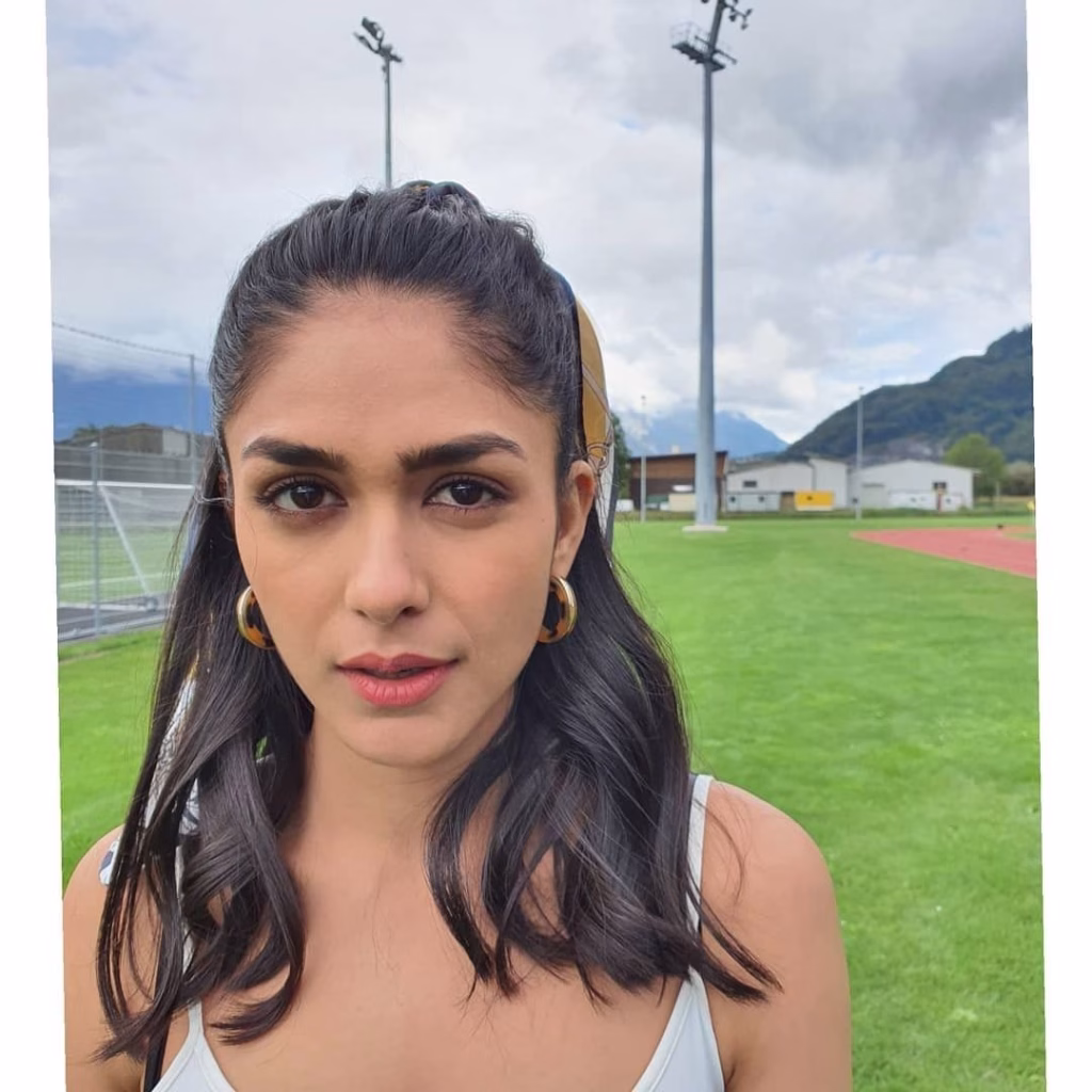 Mrunal Thakur
