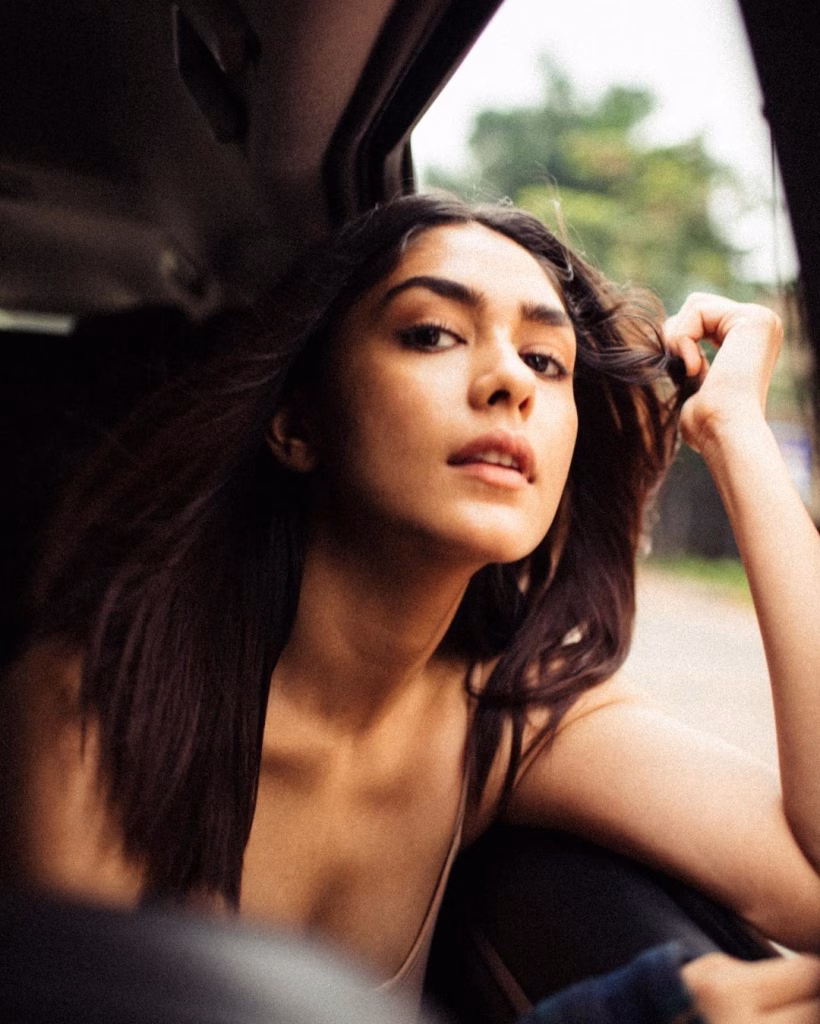 Mrunal Thakur