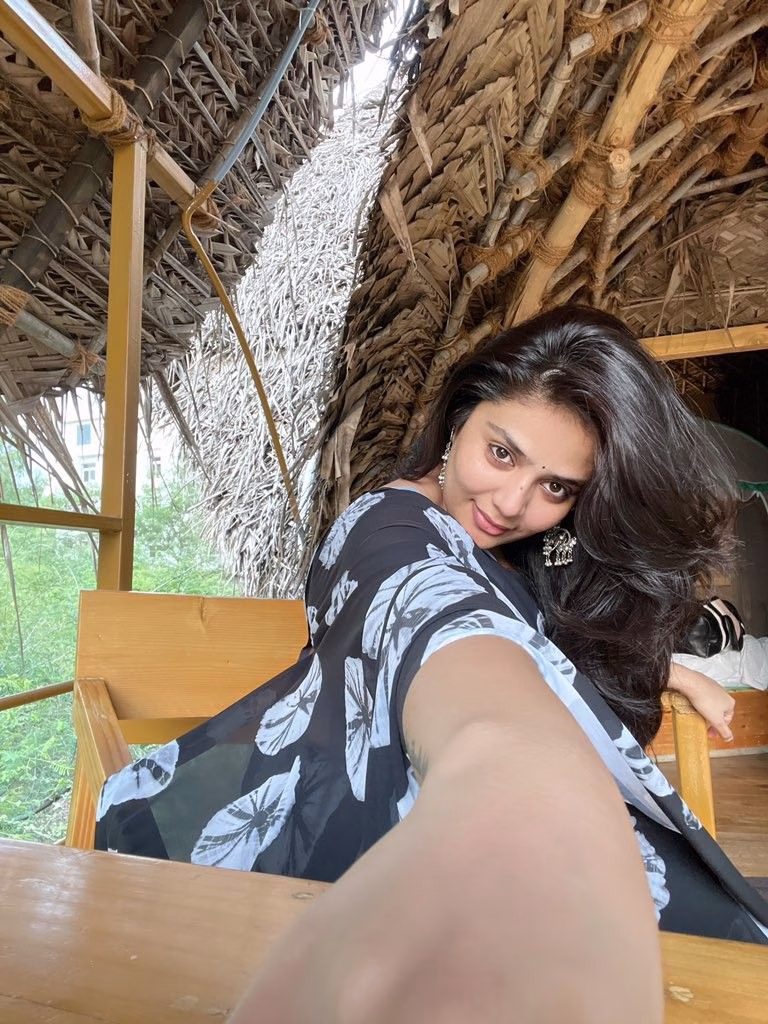 Sreemukhi