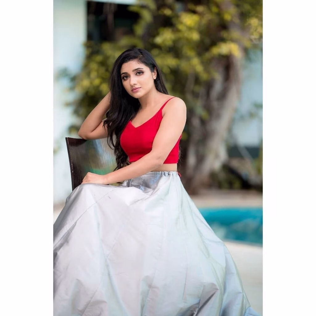 Mirna Menon