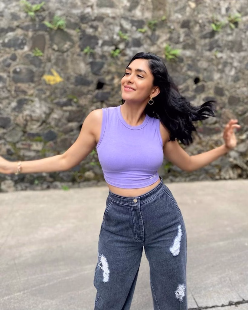 Mrunal Thakur