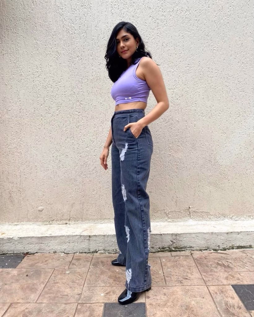 Mrunal Thakur