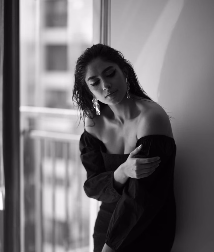 Mrunal Thakur