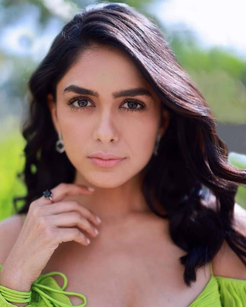 Mrunal Thakur