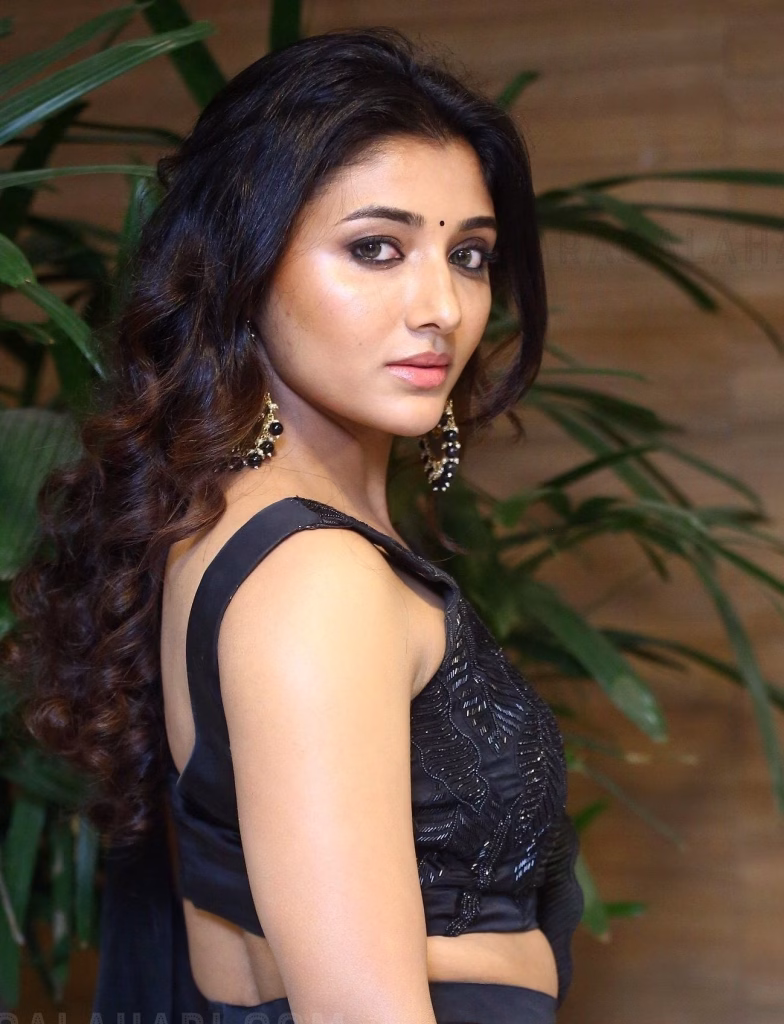 Mirna Menon