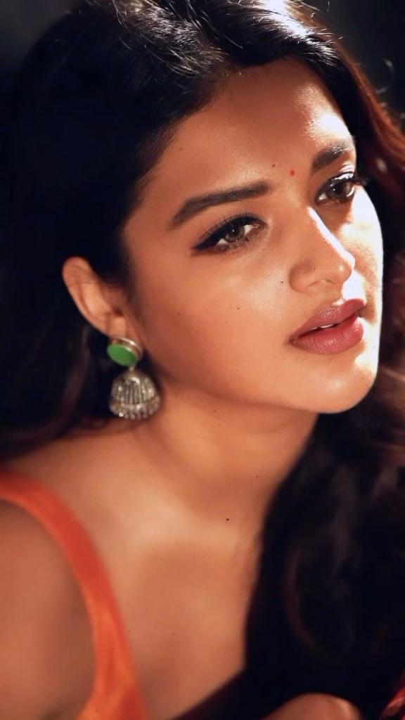 Nidhhi Agerwal