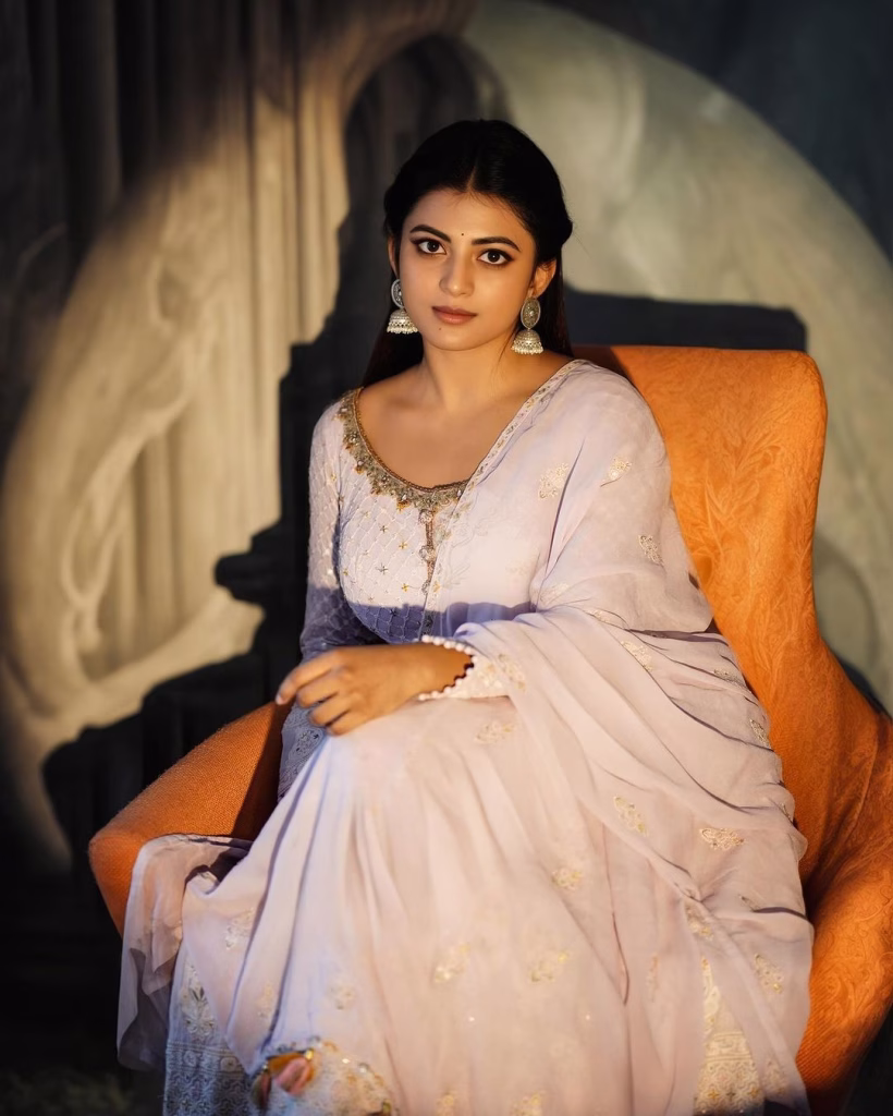 Anandhi