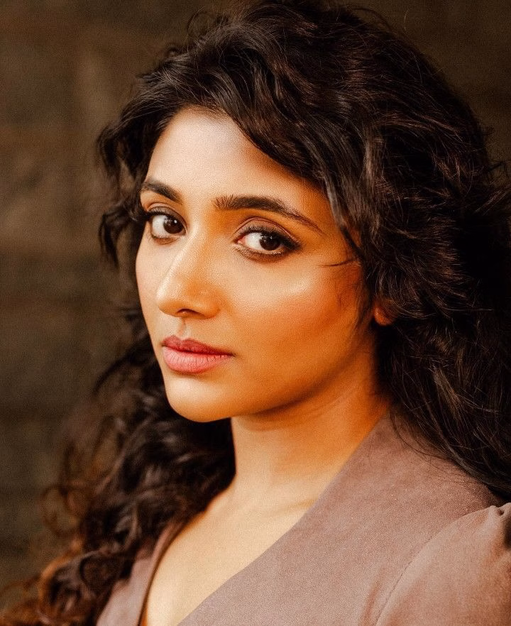 Mirna Menon