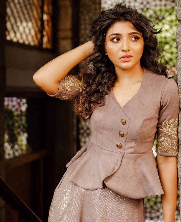 Mirna Menon