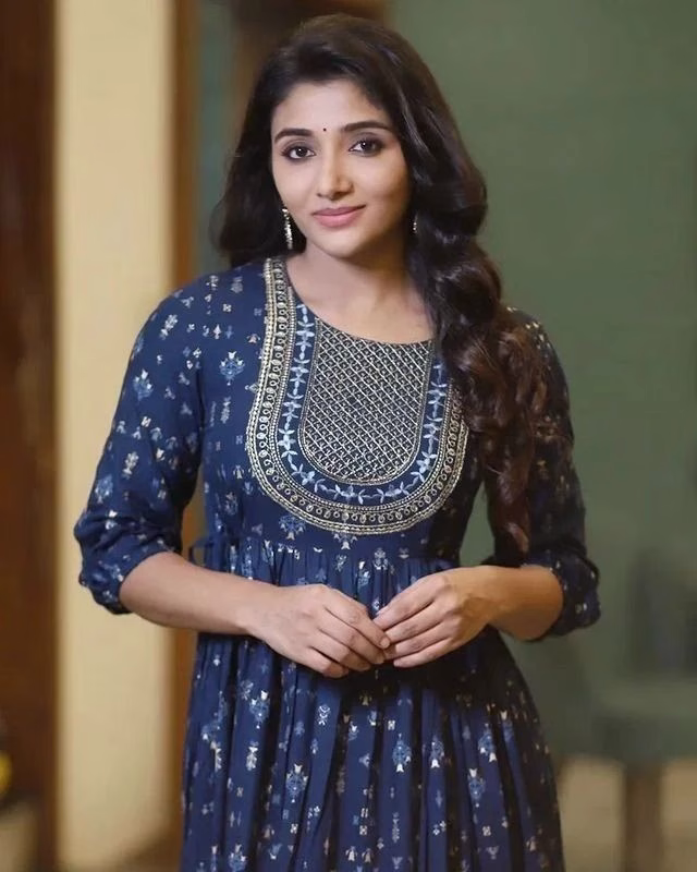 Mirna Menon