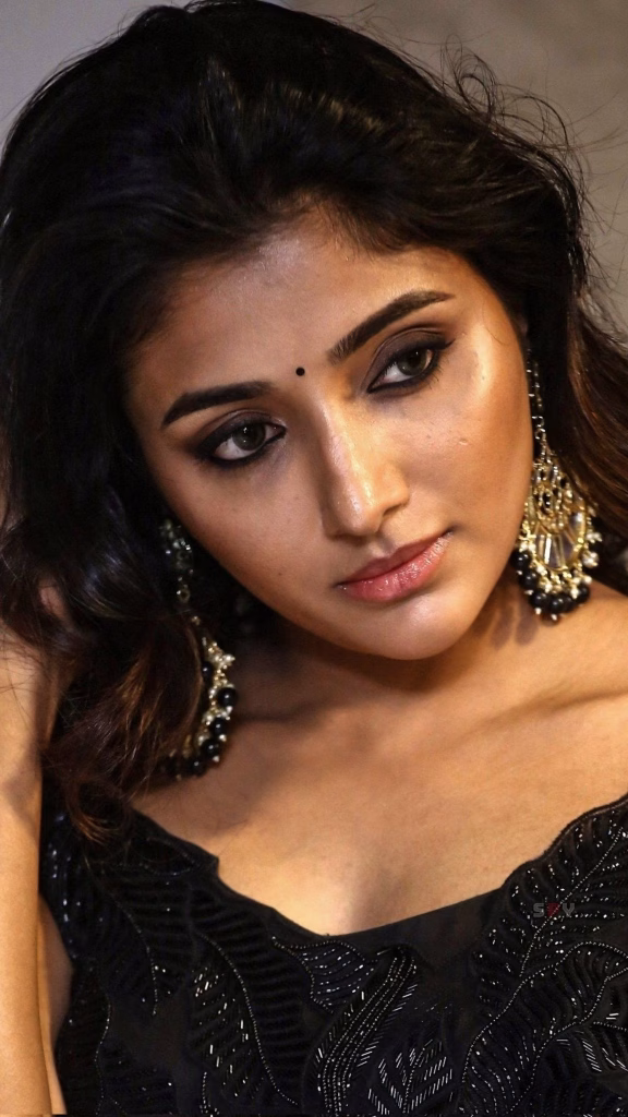 Mirna Menon