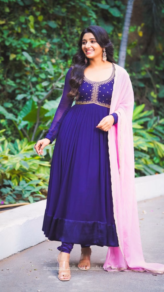 Mirna Menon