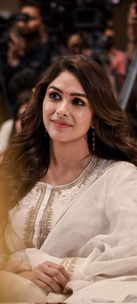Mrunal Thakur