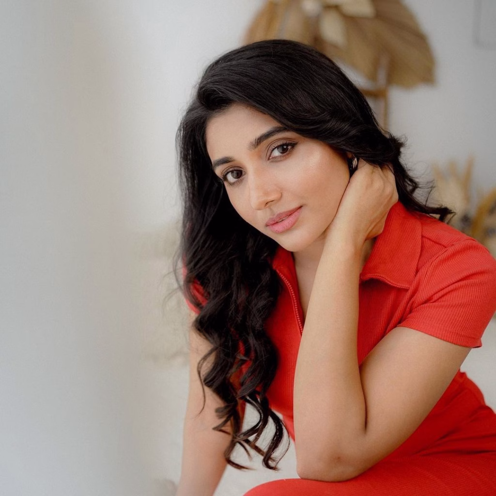 Mirna Menon