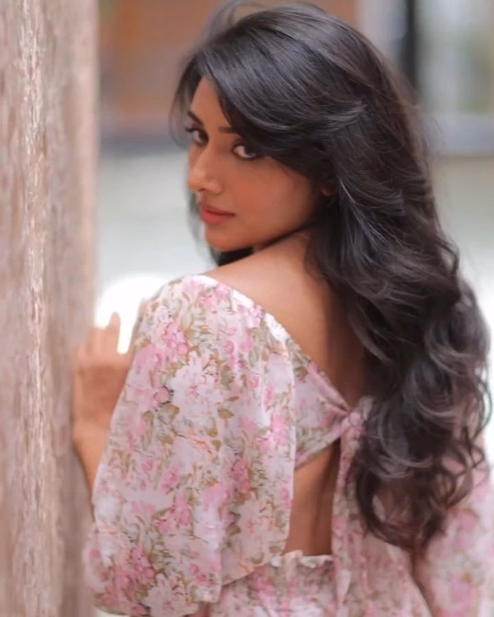 Mirna Menon