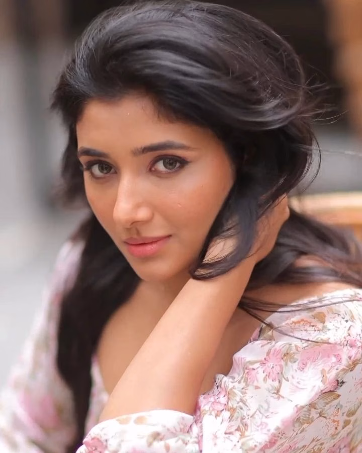 Mirna Menon