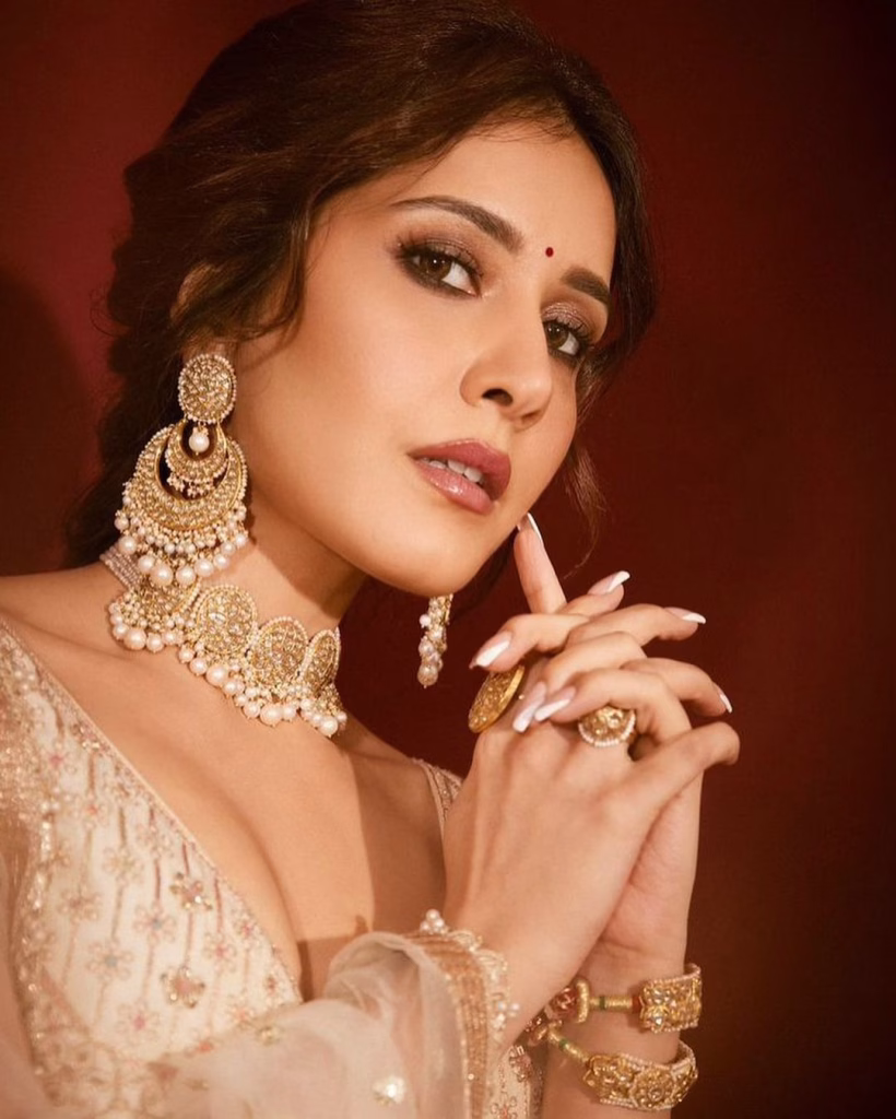 Raashii Khanna