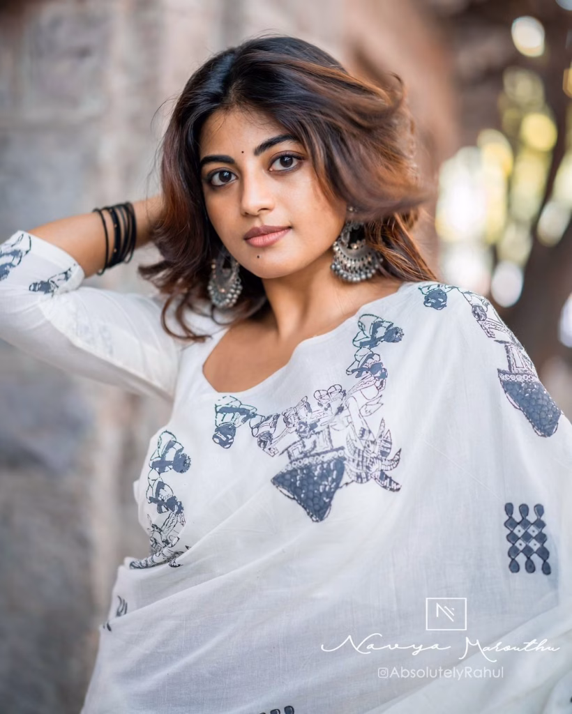 Anandhi