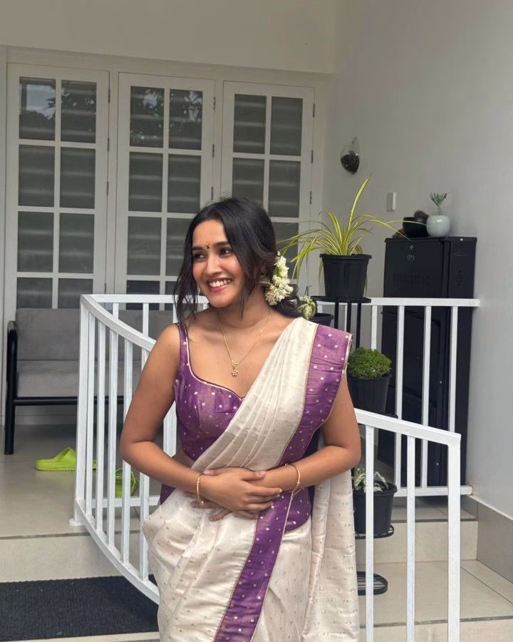 Anikha Surendran
