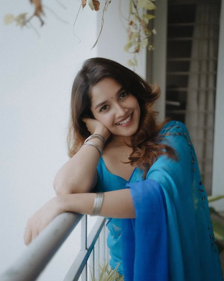 Anikha Surendran
