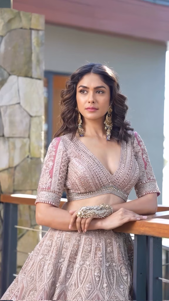 Mrunal Thakur