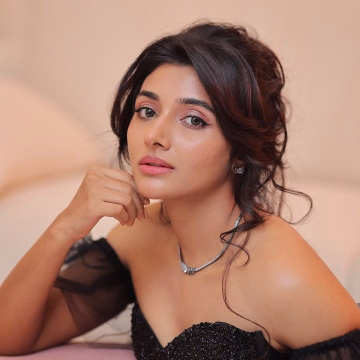 Mirna Menon