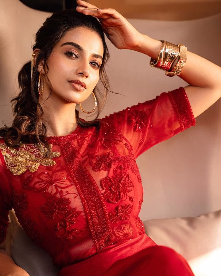 Meenakshi Chaudhary