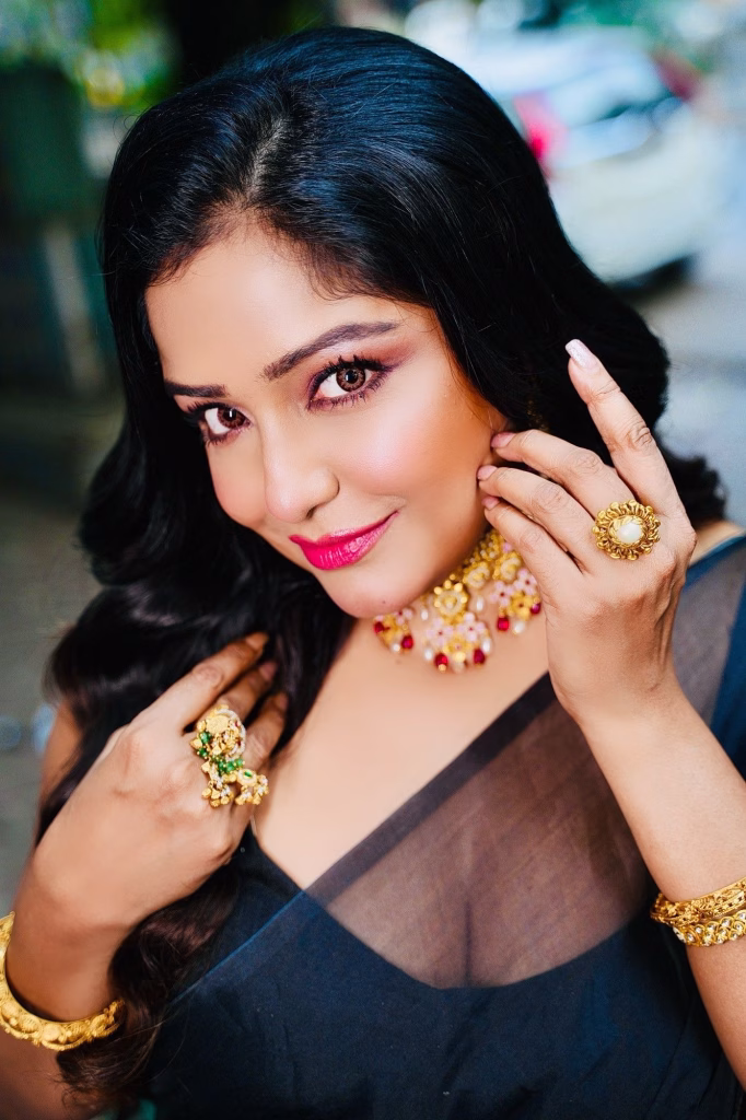 Sayantani Guhathakurta