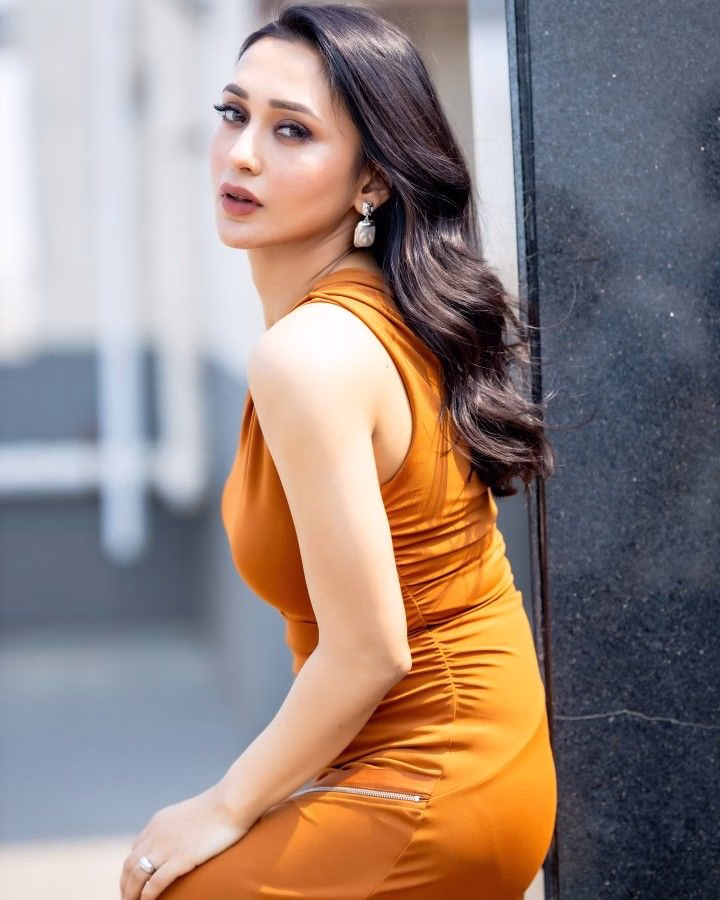 Mimi Chakraborty