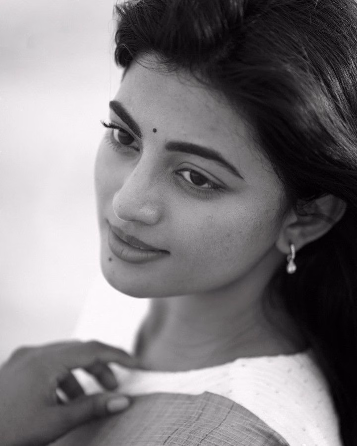 Anandhi