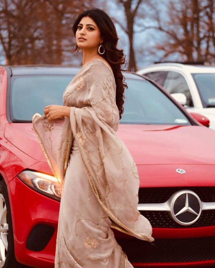 Anandhi