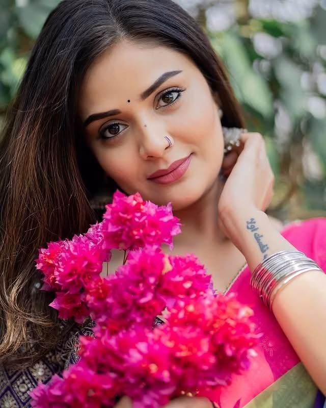 Sreemukhi