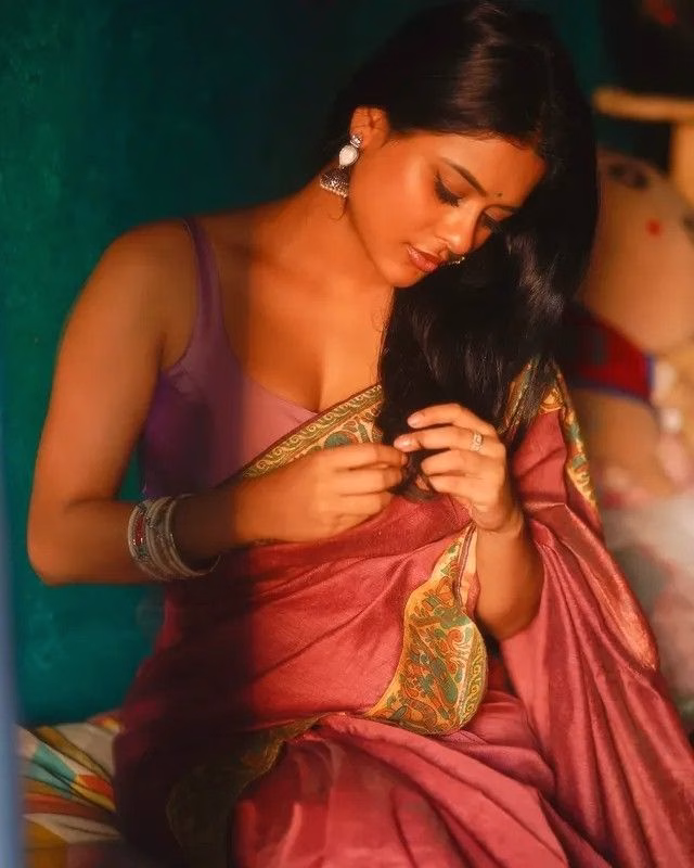 Nidhi Dudhraj