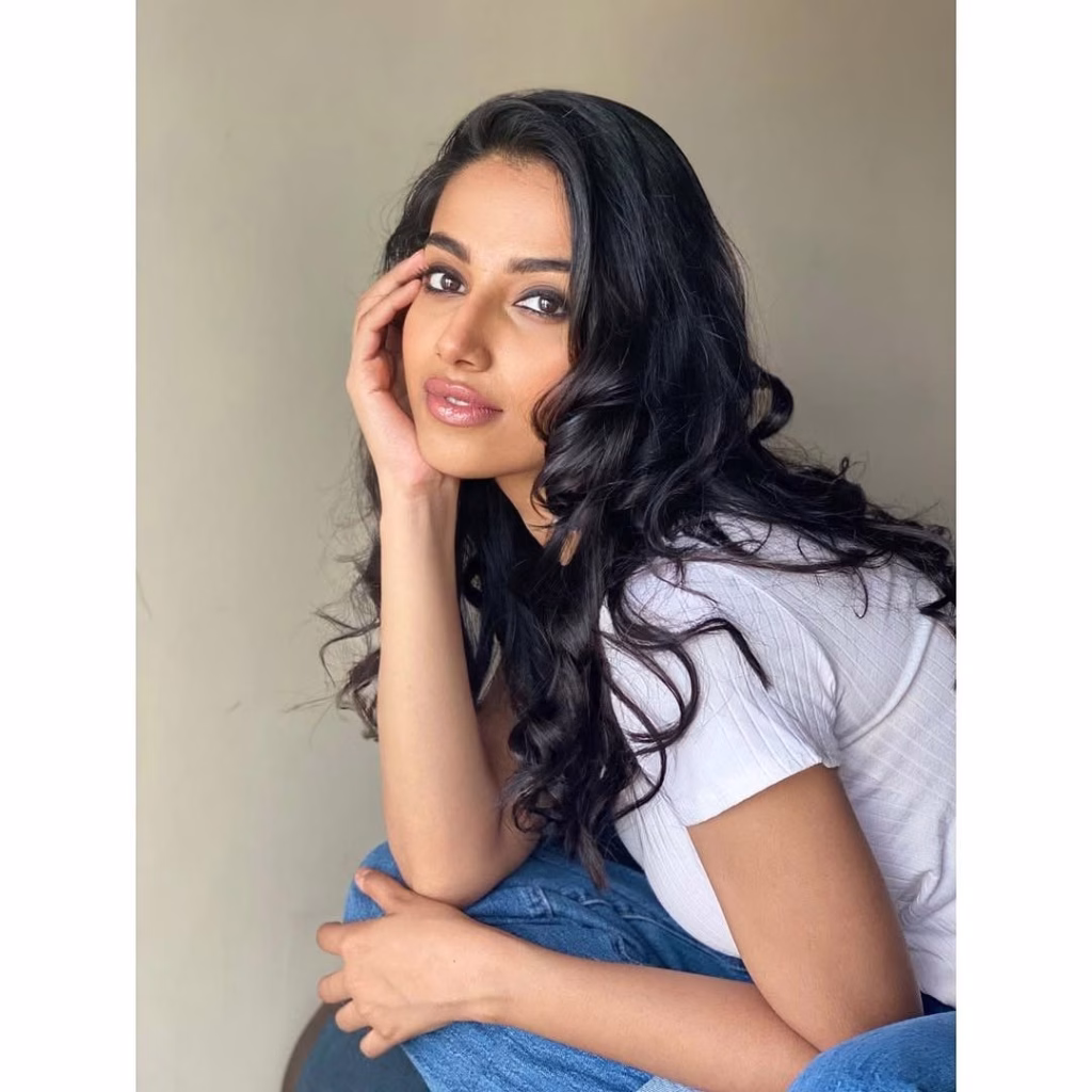 Meenakshi Chaudhary