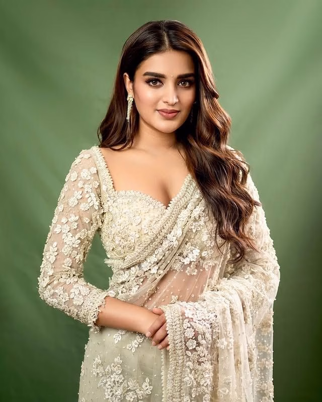 Nidhhi Agerwal