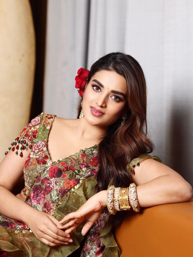 Nidhhi Agerwal