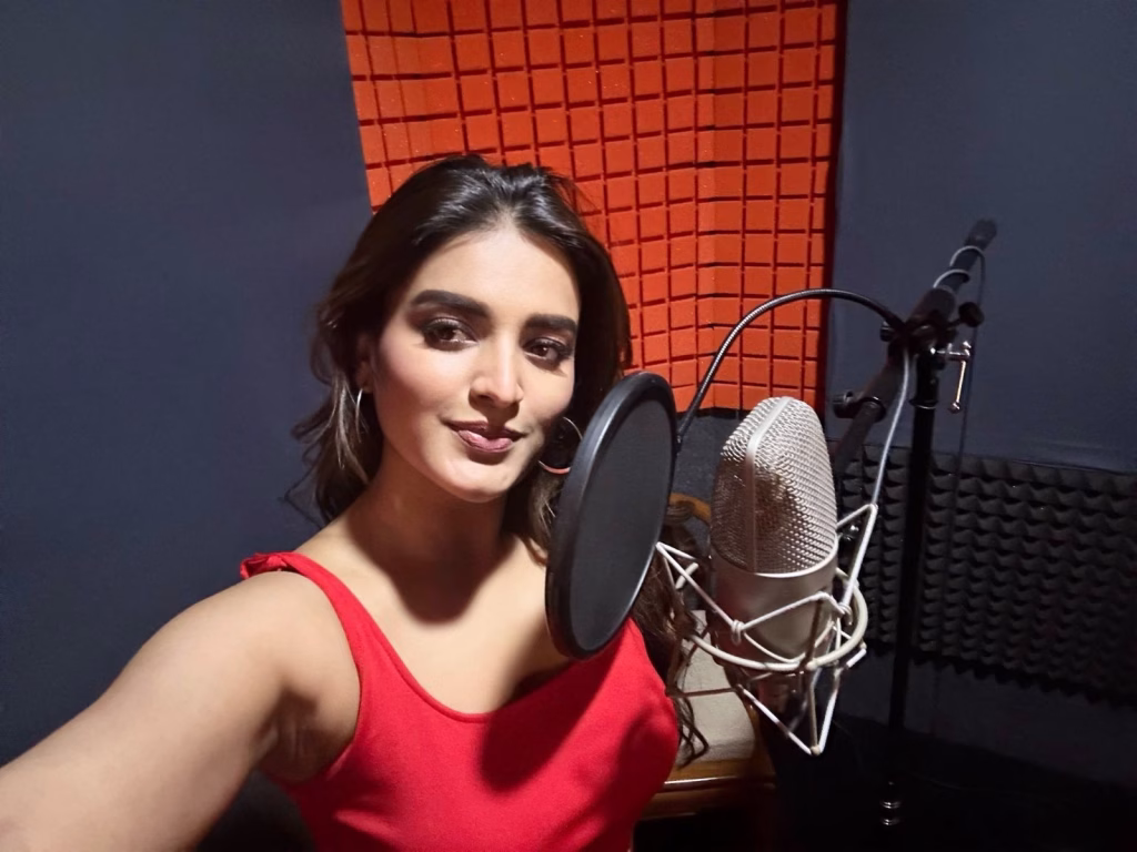 Nidhhi Agerwal