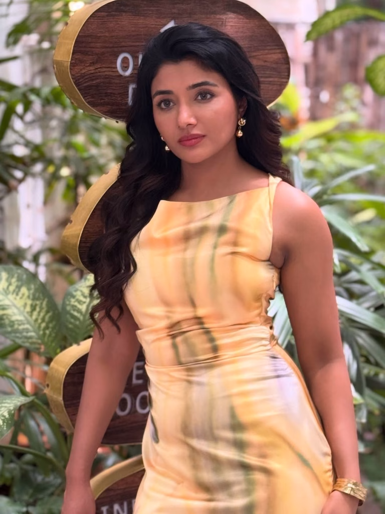 Mirna Menon