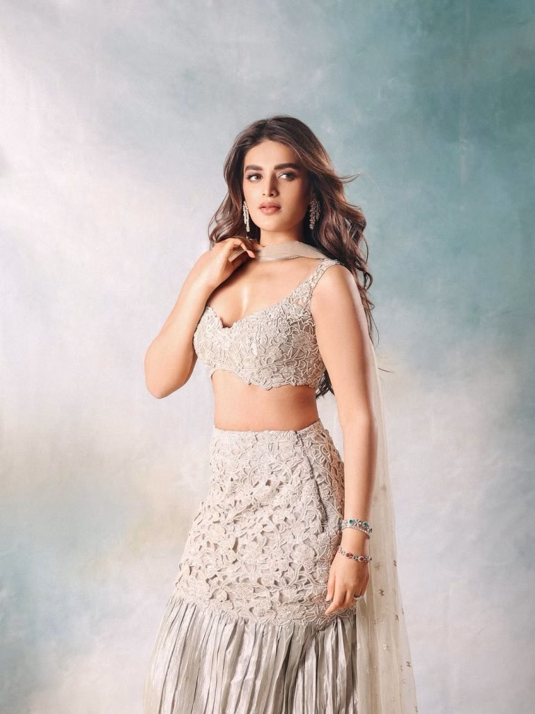 Nidhhi Agerwal