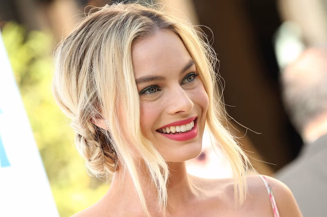 HD-wallpaper-actresses-margot-robbie-actress-australian-blonde-face-smile