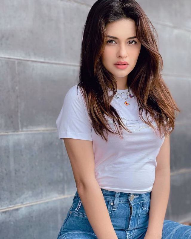 HD-wallpaper-avneet-kaur-people-bollywood-3