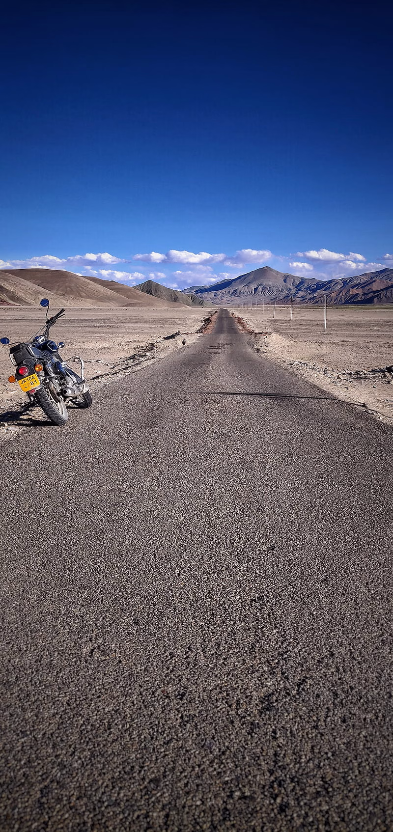 HD-wallpaper-bikes-love-roads-bike-classic-ladakh-leh-re-road-royal-royal-enfield