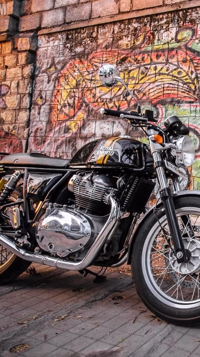 HD-wallpaper-bullet-ka-graffiti-background-continental-gt-650-bike-royal-enfield