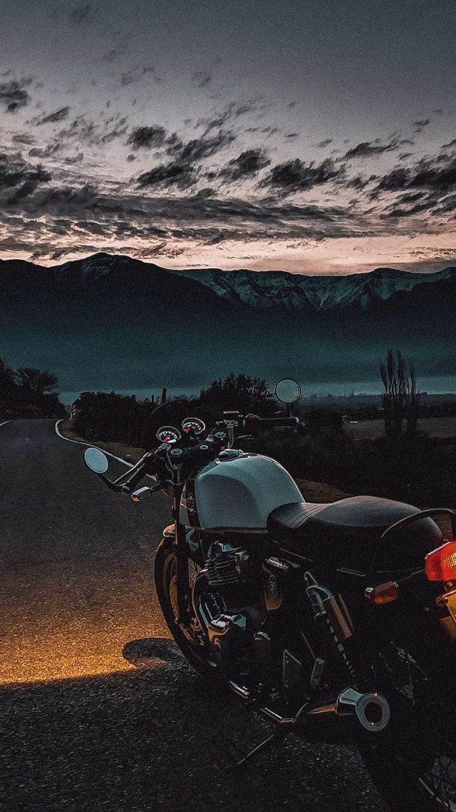 HD-wallpaper-bullet-ke-royal-enfield-bike-himalaya