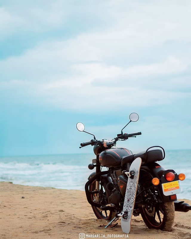 HD-wallpaper-bullet-royal-enfield-bike-bullet-motorcycle-royal-enfield-sports
