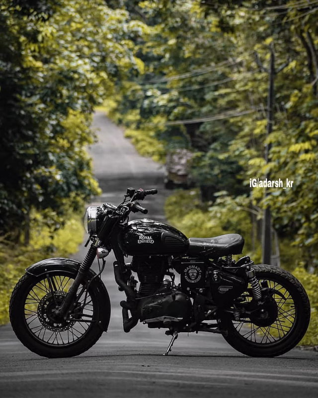 HD-wallpaper-bullet-royal-enfield-bike-motorcycle-racer-royal-enfield